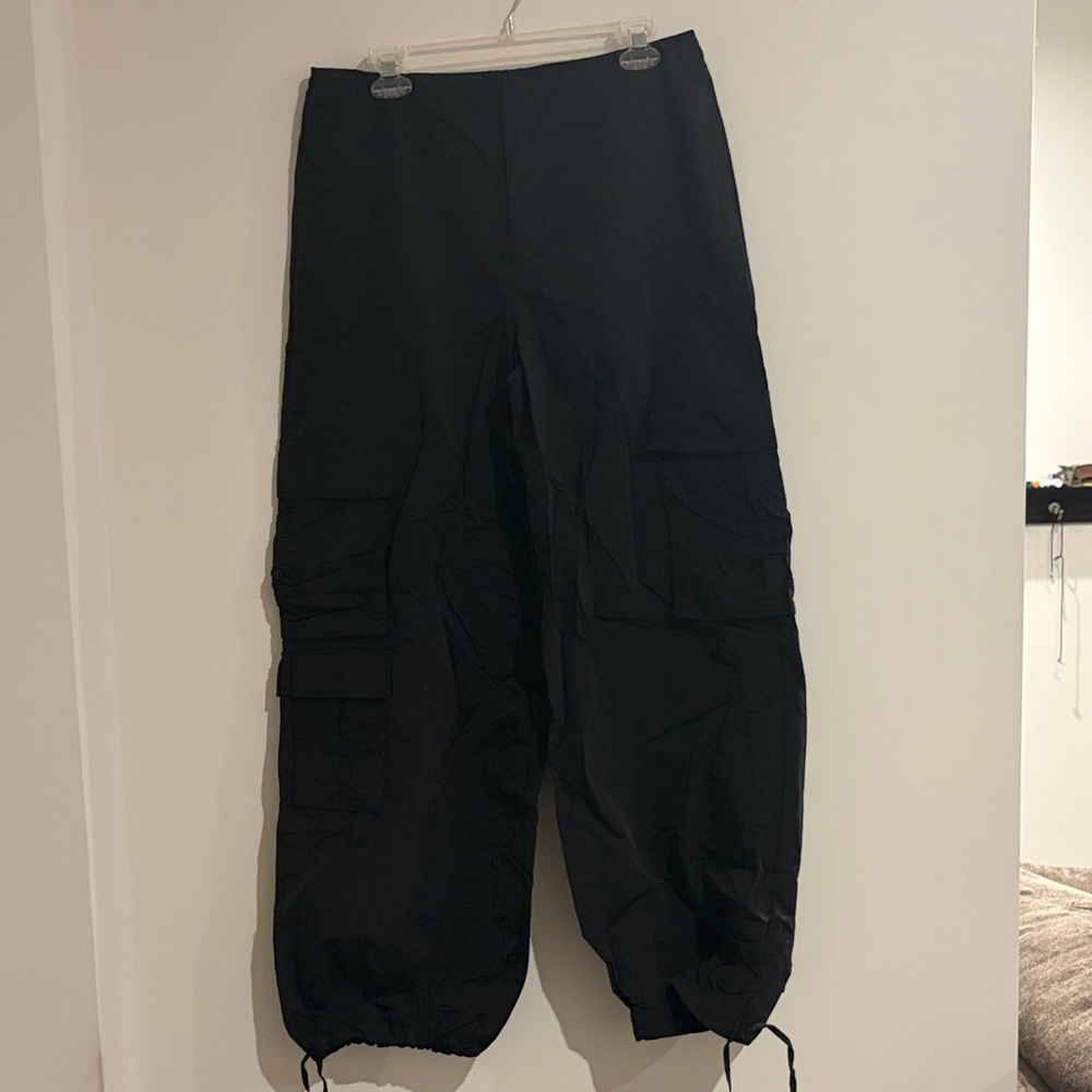 Zara Women's Black Cargo Pants
